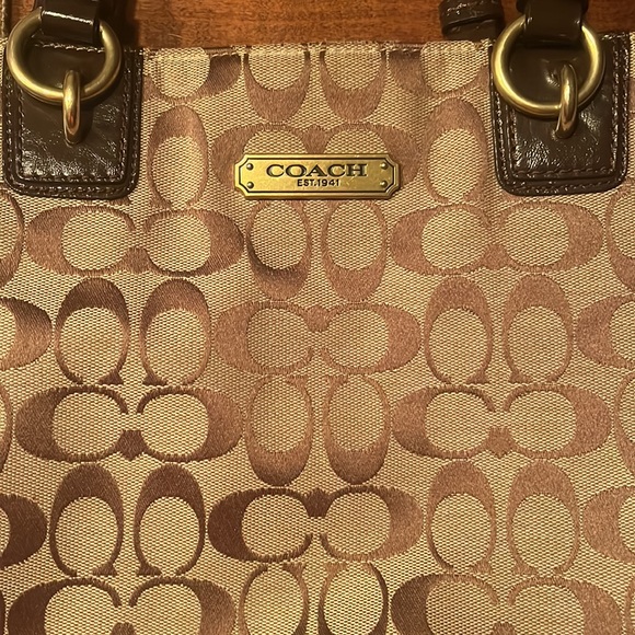 Coach Handbags - Great Condition Brown Coach Purse **final price**